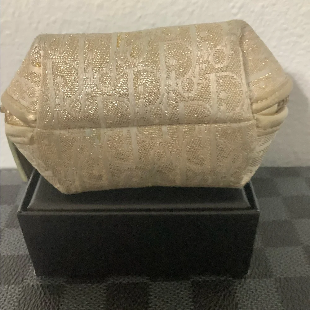 Christian Dior cosmetic bag - Picture 7 of 9